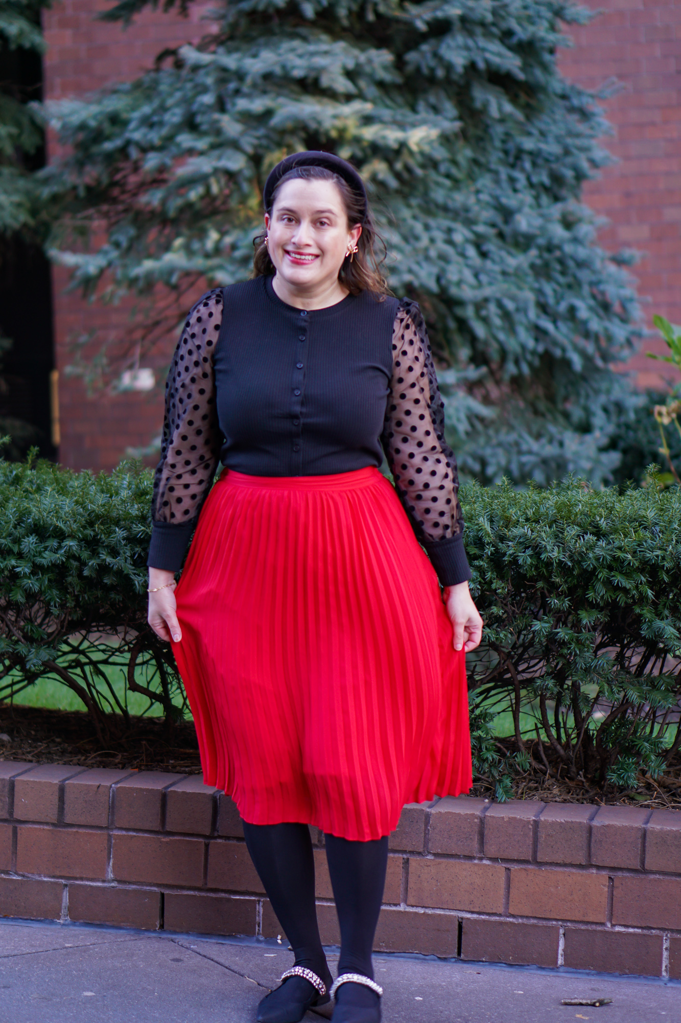 How to style a midi skirt
