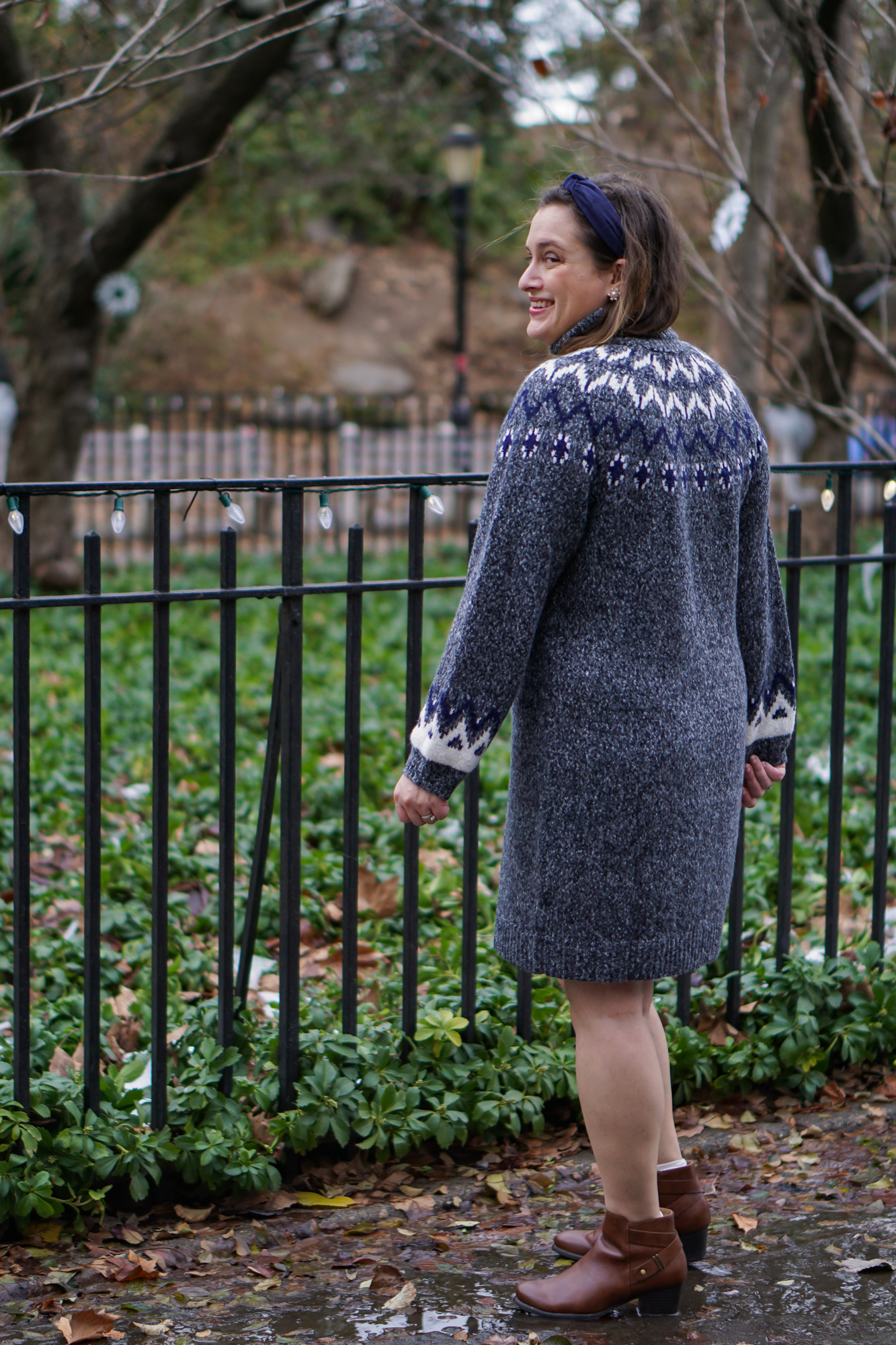 What to wear with a sweater dress